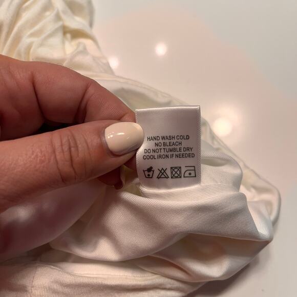 NEW Lovers and Friends Ivory Satin Ruched Spaghetti Straps Midi Dress Size XS - Picture 9 of 11